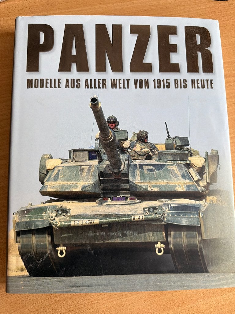 Panzer: Modelle aus aller Welt von 1915 bis heute, Robert Jackson, Zo goed als nieuw, Landmacht, Ophalen