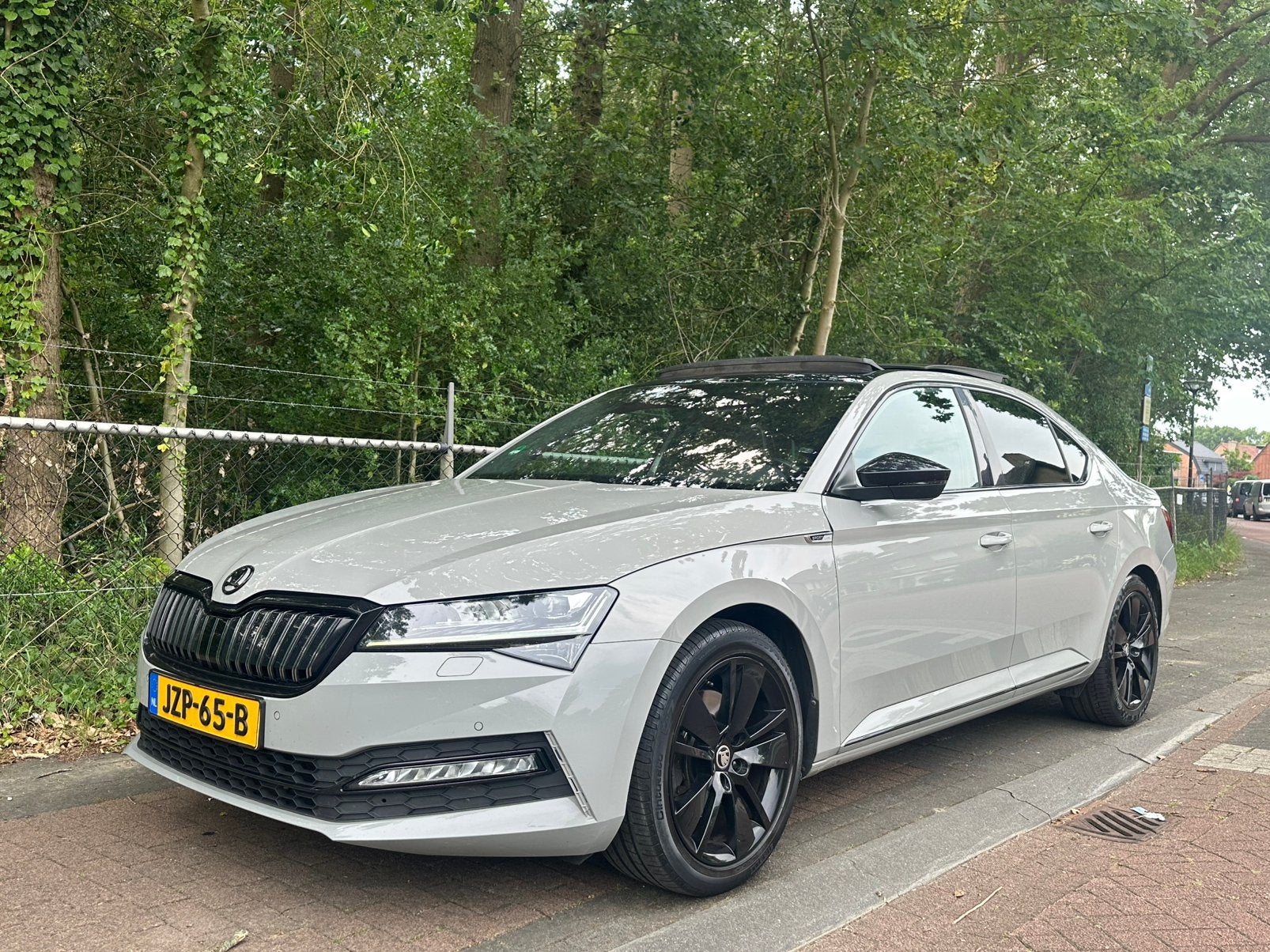 Skoda Superb 1.4 TSI SportLine Phev 217pk Dsg-6 2020 PANO, Plug-in hybride, 1395 cc, Sedan, 1630 kg