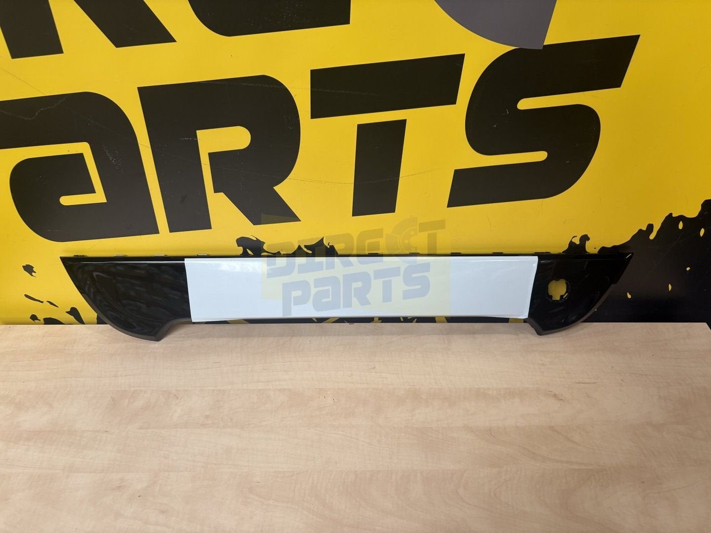 Kia Picanto (6/17-) voorbumperlijst midden 86561G6000 RESTPA