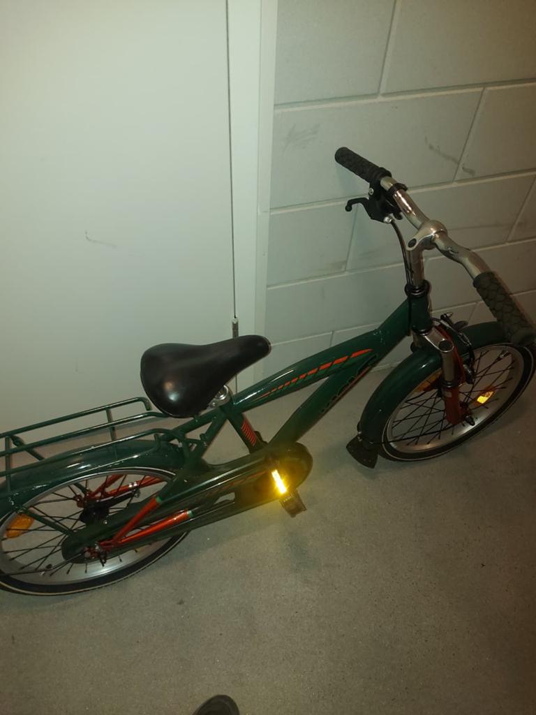 18 inch kinderfiets, Fietsen en Brommers, Fietsen | Kinderfietsjes, Zo goed als nieuw, 16 tot 20 inch, Ophalen