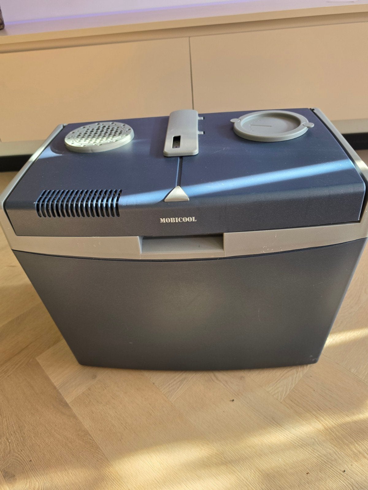 Mobicool elektrische koelbox met Coleman adapter, Caravans en Kamperen, Koelboxen, Ophalen