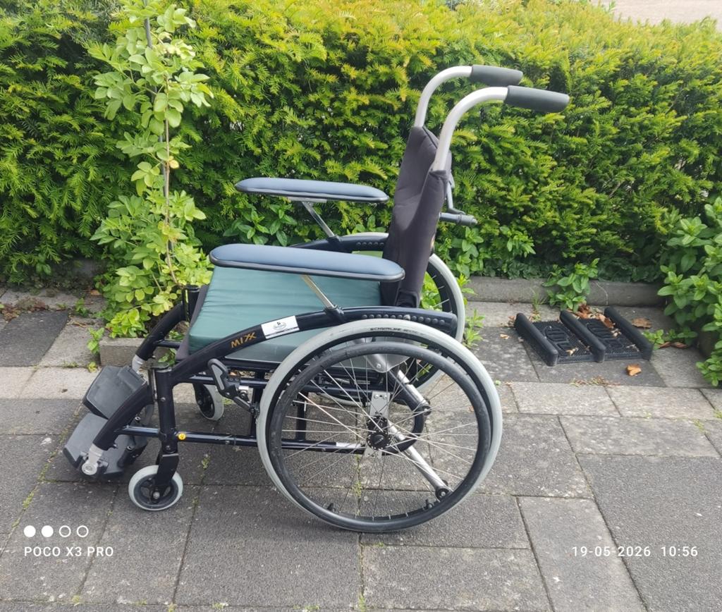 Rolstoel Mixx Inspired by Life nette staat, Diversen, Rolstoelen, Ophalen, Inklapbaar, Gebruikt, Handbewogen rolstoel