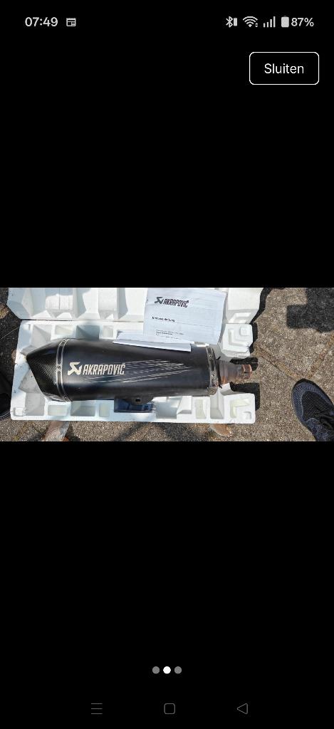 Akrapovic uitlaat, Ophalen