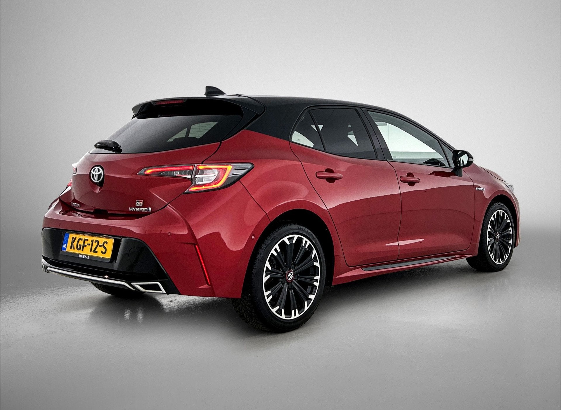 Toyota Corolla 1.8 Hybrid GR Sport | BTW voertuig | Stoelver, Auto's, 12 maanden, 450 kg, Gebruikt, 4 cilinders