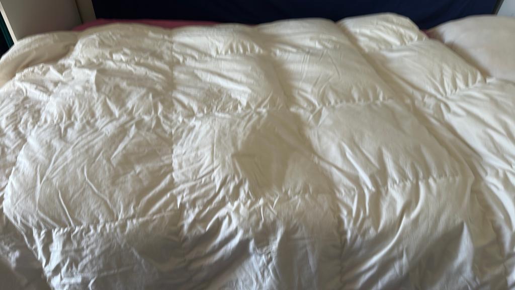Heel  140,200 cm. En 200,200 tweeden prs, Huis en Inrichting, Slaapkamer | Beddengoed, Ophalen of Verzenden, Zo goed als nieuw