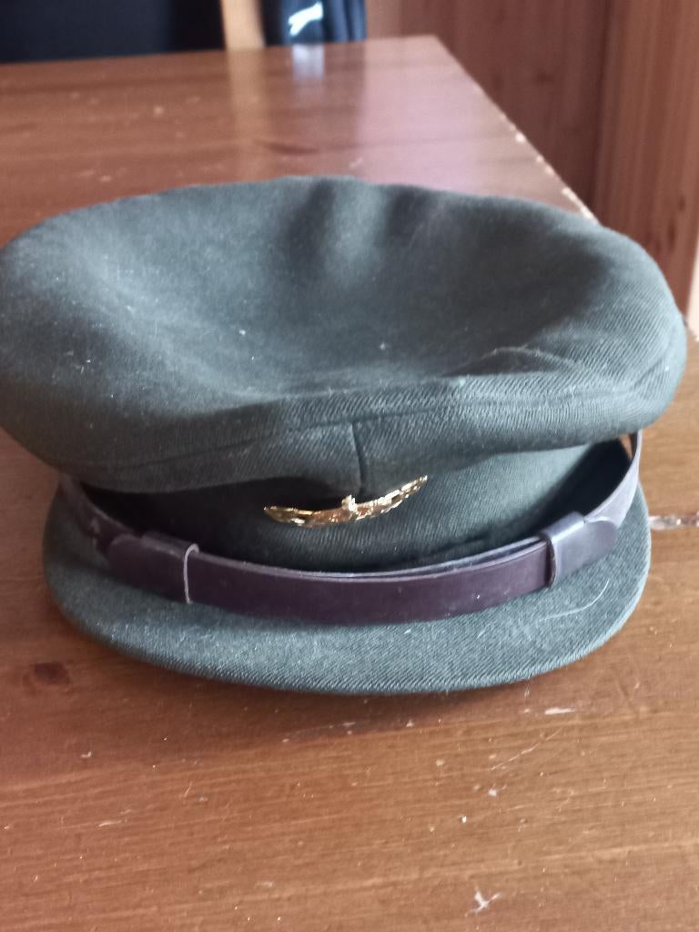 officiers pet, Ophalen, Landmacht, Nederland, Helm of Baret