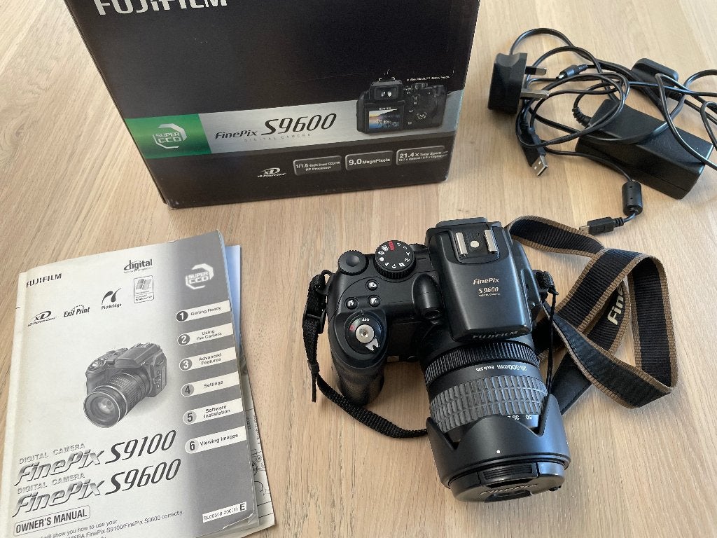 Fujifilm FinePix S9600, Audio, Tv en Foto, Fotocamera's Digitaal, Ophalen, Gebruikt, Geheugenkaart, Fujifilm
