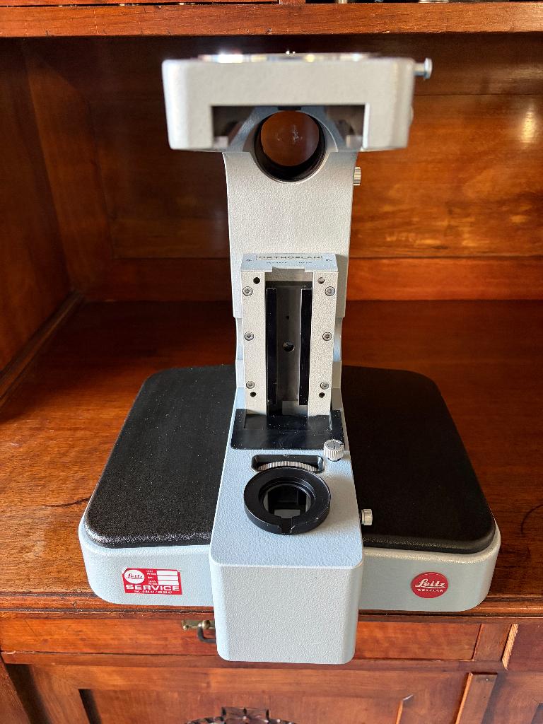 Leitz Orthoplan frame, Audio, Tv en Foto, Optische apparatuur | Microscopen, Ophalen of Verzenden, Zo goed als nieuw, Minder dan 400x