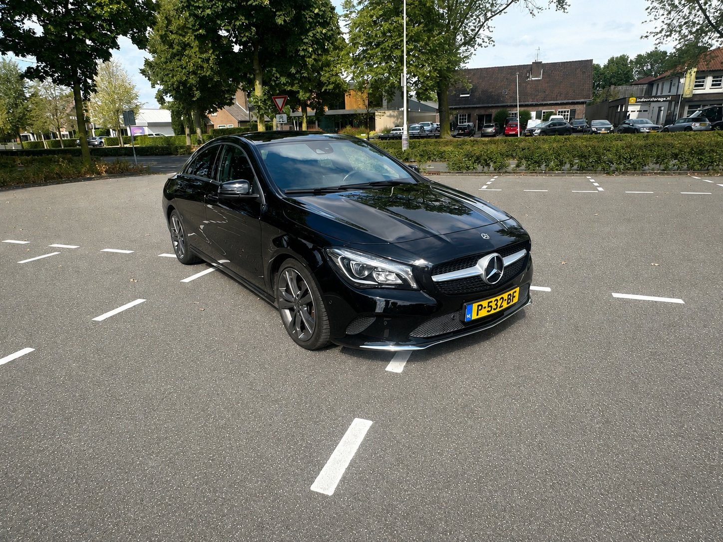 Mercedes-Benz CLA 180 1.6 90KW Blue Eff. Edit. 2017 Zwart, Voorwielaandrijving, CLA, 4 cilinders, 1595 cc