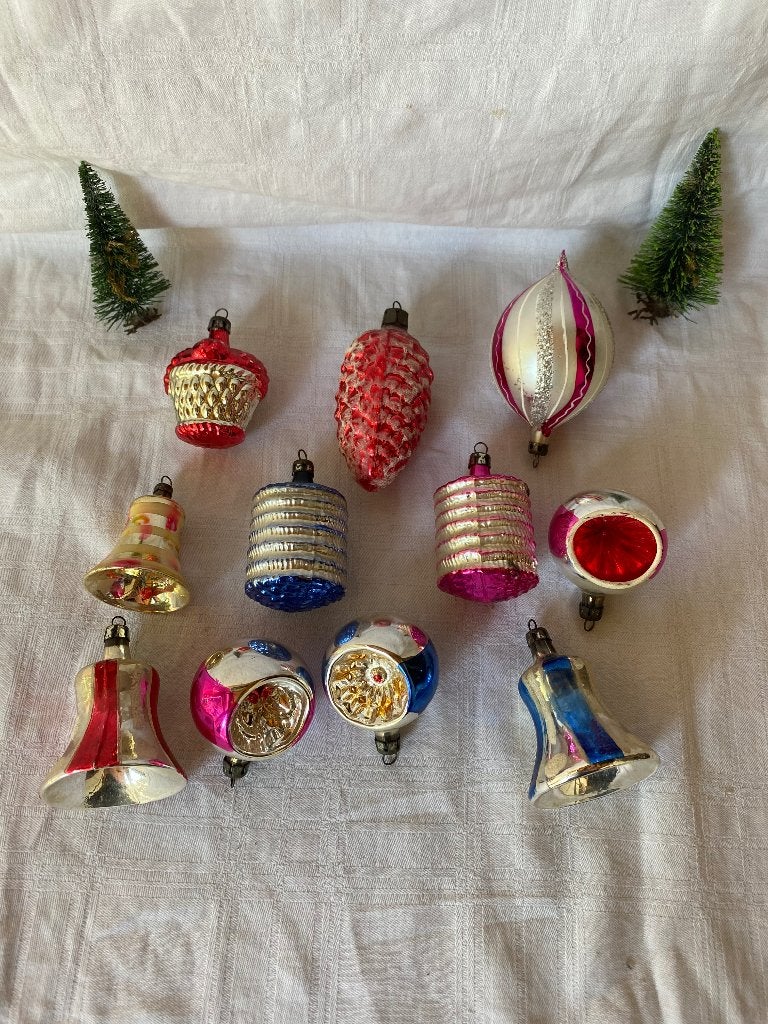 Vintage gekleurde glazen kerstballen (12), Gebruikt, Onbekend, Ophalen of Verzenden, Onbekend