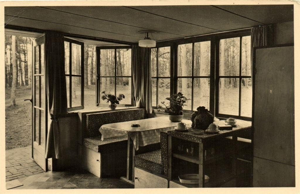 Vacantie-Centrum Ginkelduin, Leersum, Bungalow-interieur - 1, Verzamelen, Ansichtkaarten | Nederland, Ophalen of Verzenden, 1940 tot 1960