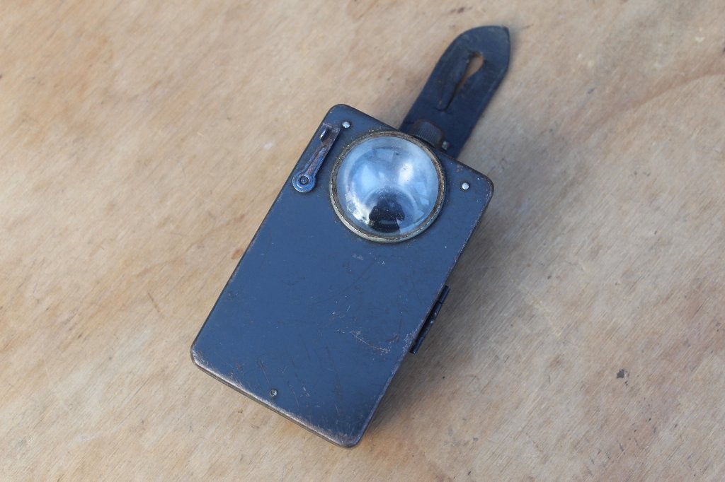 + Duitse Zaklamp Met Blauw Zwengel Schuifje WH LW + +, Verzamelen, Ophalen of Verzenden, Duitsland