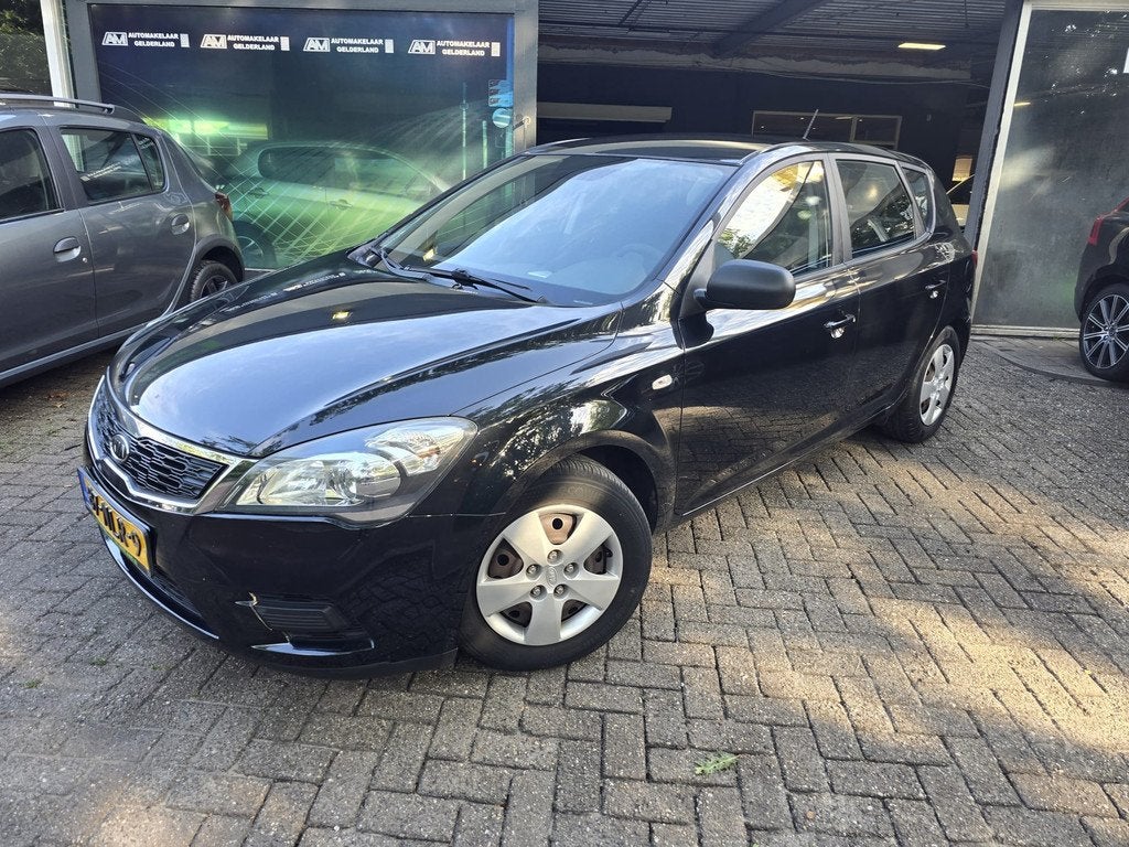 Kia Cee'd 1.4 CVVT X-tra | 1E EIGENAAR | 12MND GARANTIE | AI, Euro 5, Stof, Gebruikt, 4 cilinders