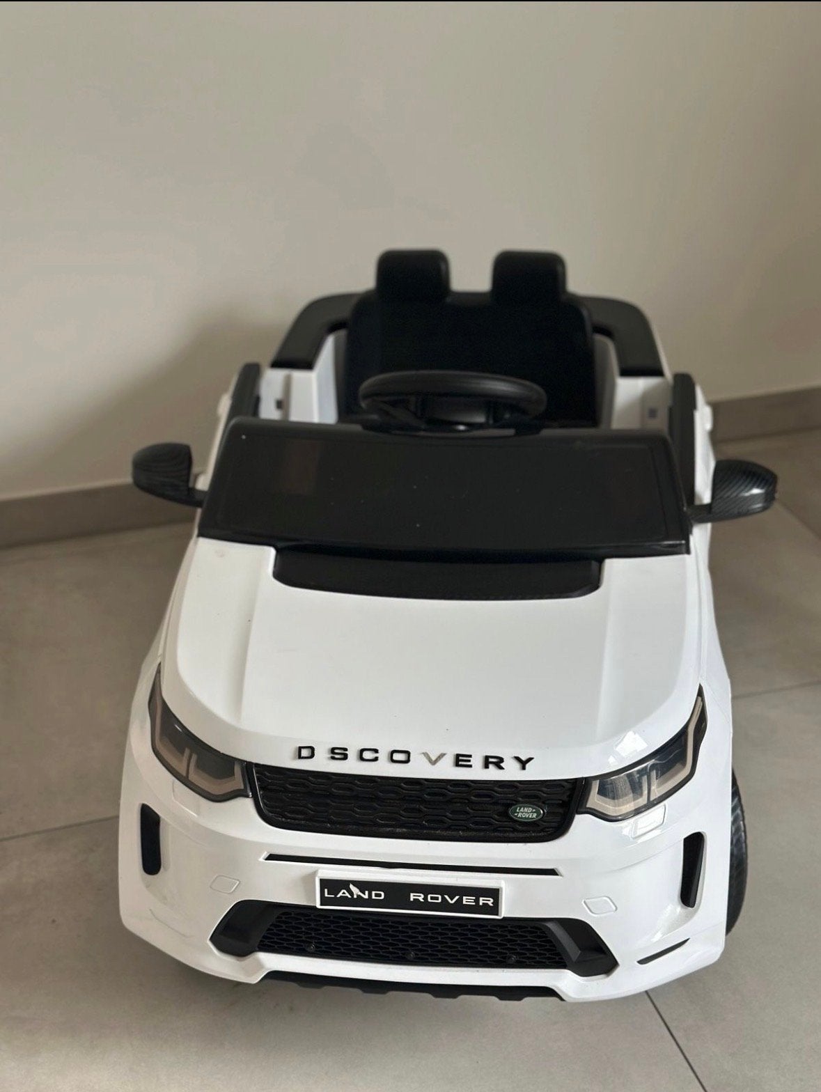 Land Rover Discovery elektrische kinderauto met afstandsbedi, Zo goed als nieuw
