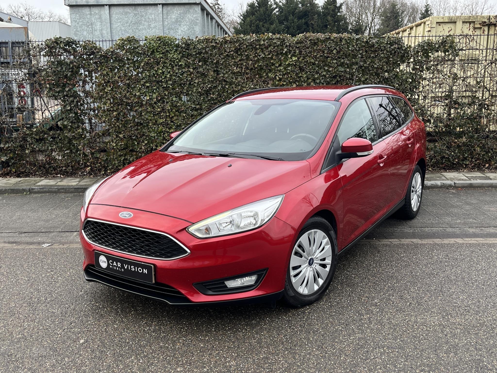 Ford Focus Wagon 1.0 Edition * Navi * Nieuwe Distr. * Garant, Gebruikt, Euro 6, Handgeschakeld, 1216 kg