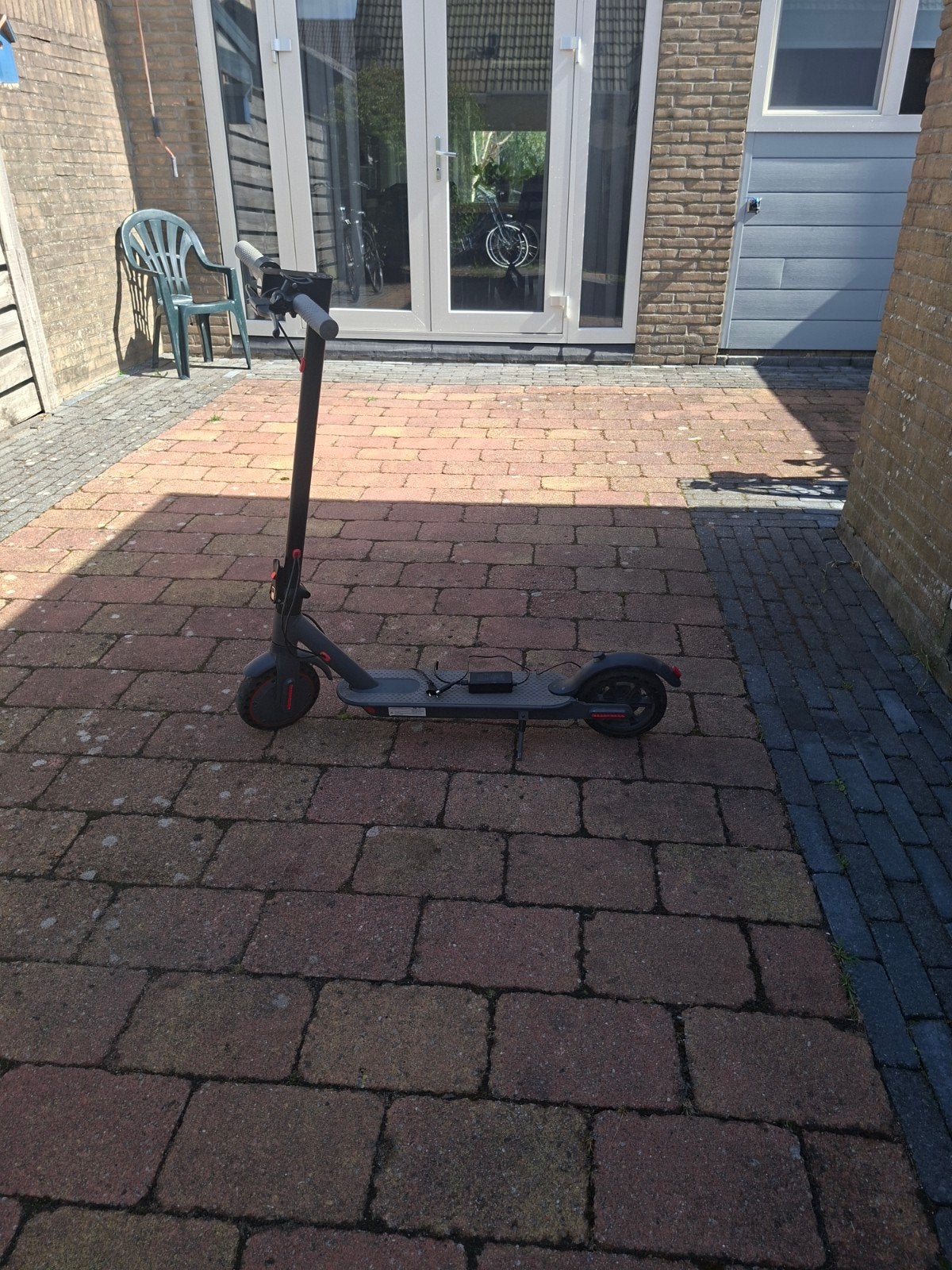 Leuke elektrische step, weinig gebruikt, 30 km/u, Ophalen, Zo goed als nieuw, Elektrische step (E-scooter)