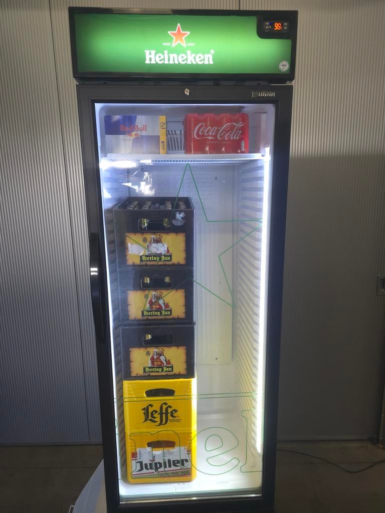 Grote bierkoeling te huur., 200 liter of meer, 60 cm of meer, Zonder vriesvak, Gebruikt