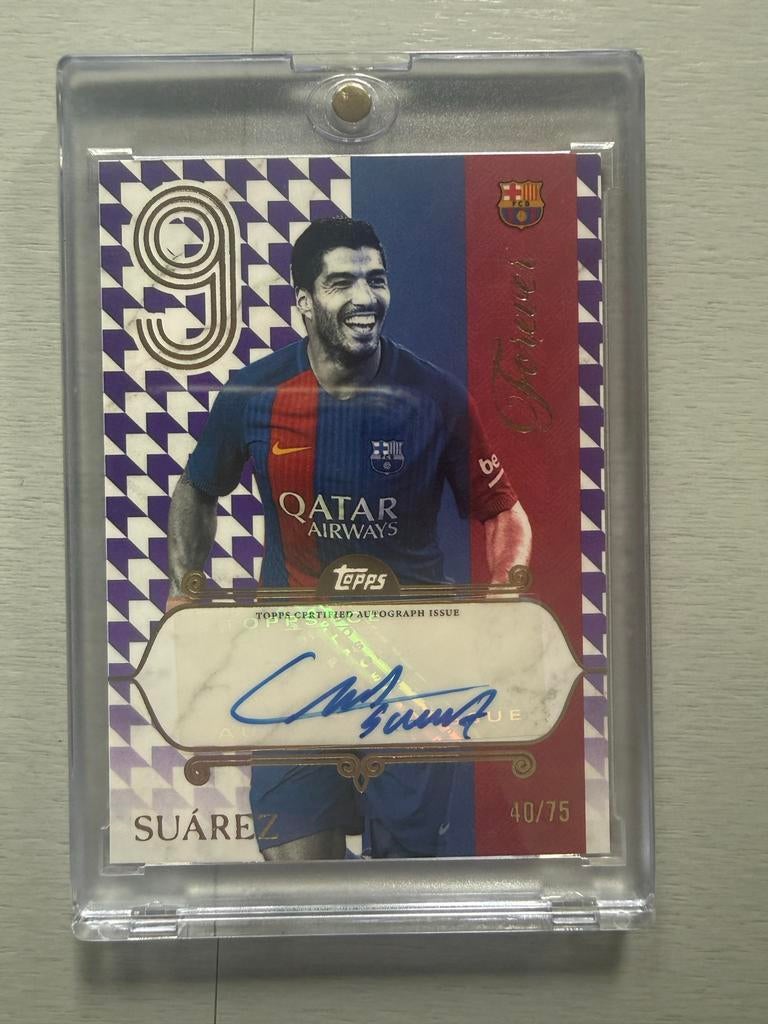 Luis Suárez Auto /75 - FC Barcelona Forever Set, Verzamelen, Sportartikelen en Voetbal, Ophalen of Verzenden, Zo goed als nieuw