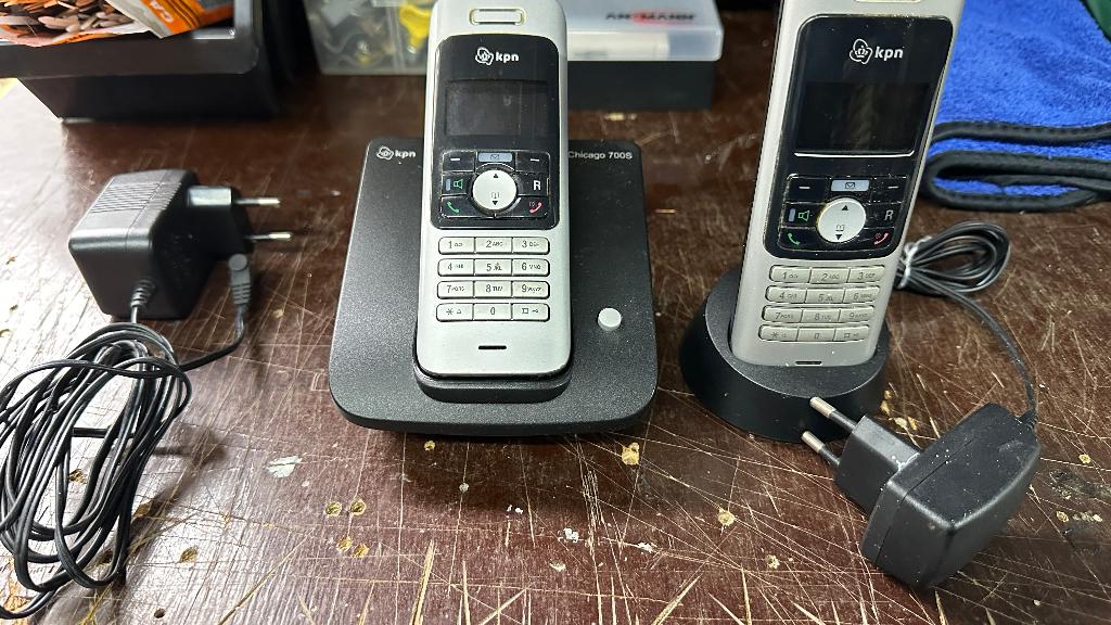 kpn telefoonset, Telecommunicatie, Vaste telefoons | Handsets en Draadloos, Ophalen of Verzenden, Gebruikt, 2 handsets