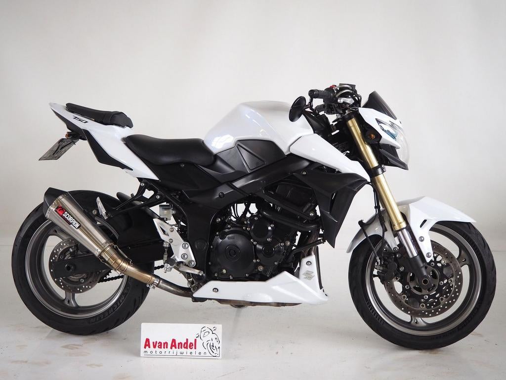 SUZUKI GSR 750 A (bj 2015) 21,621 km, Motoren, Motoren | Suzuki, SUZUKI, 4 cilinders, Motorrijbewijs A, Bedrijf