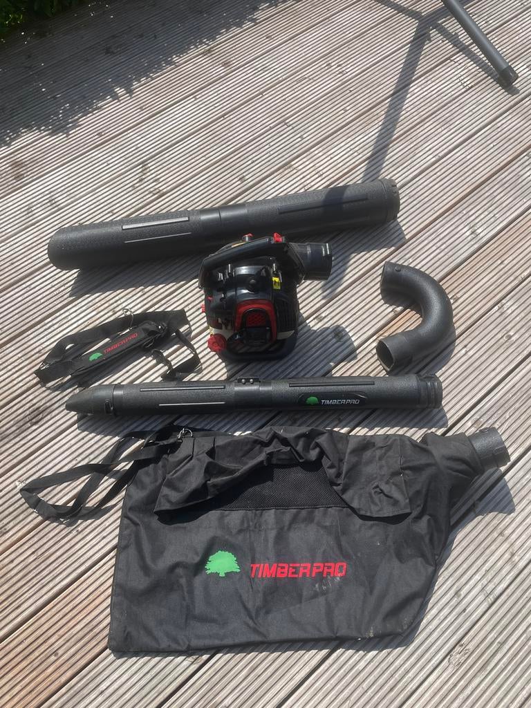 Timberpro Bladblazer en Bladzuiger 2-in-1 Benzine, Tuin en Terras, Bladblazers, Ophalen, Benzine, Gebruikt, Handgedragen