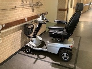 Scootmobiel, Ophalen of Verzenden, Zo goed als nieuw