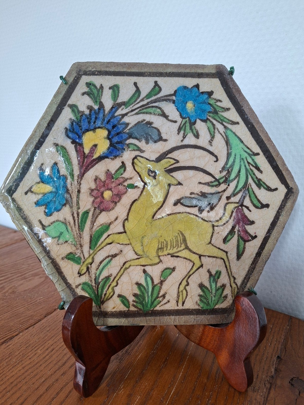 Handbeschilderde, zeshoekige Perzische Qajar-aardewerk tegel, Ophalen of Verzenden