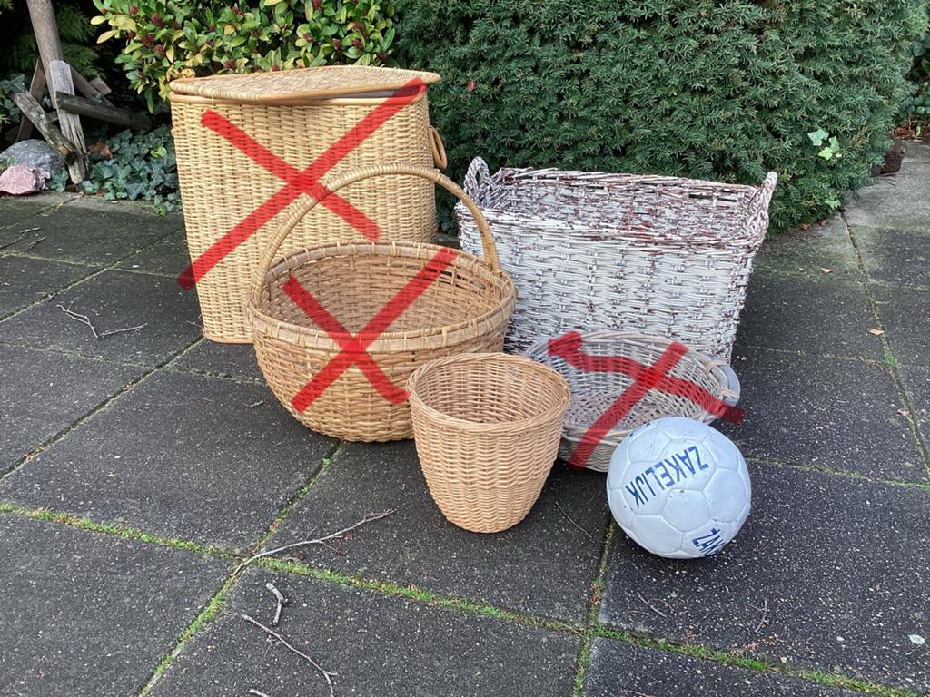 Enkele grote/kleine, nieuwe/oude RIETEN MANDEN, Ophalen of Verzenden, Zo goed als nieuw, Rond, Riet