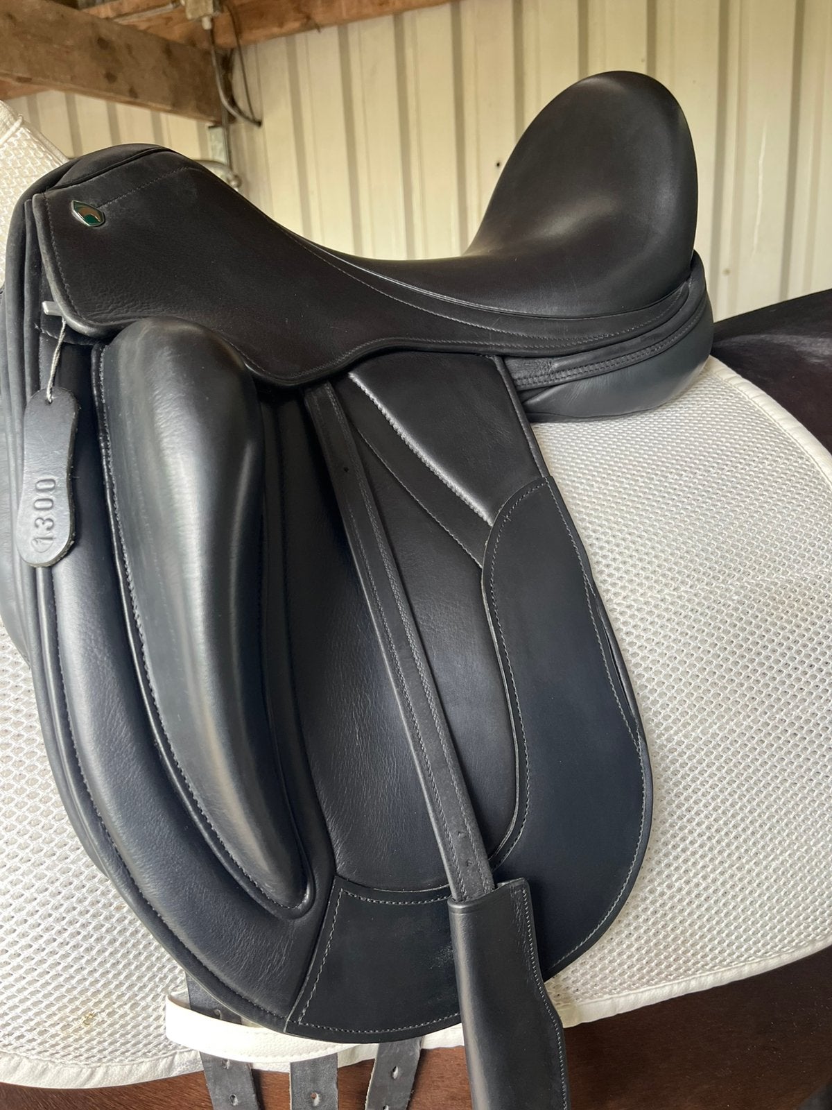 Graziozo dressuur zadel 17.5 inch nieuw!!, Dieren en Toebehoren, Paarden en Pony's | Zadels, Ophalen of Verzenden, Zo goed als nieuw