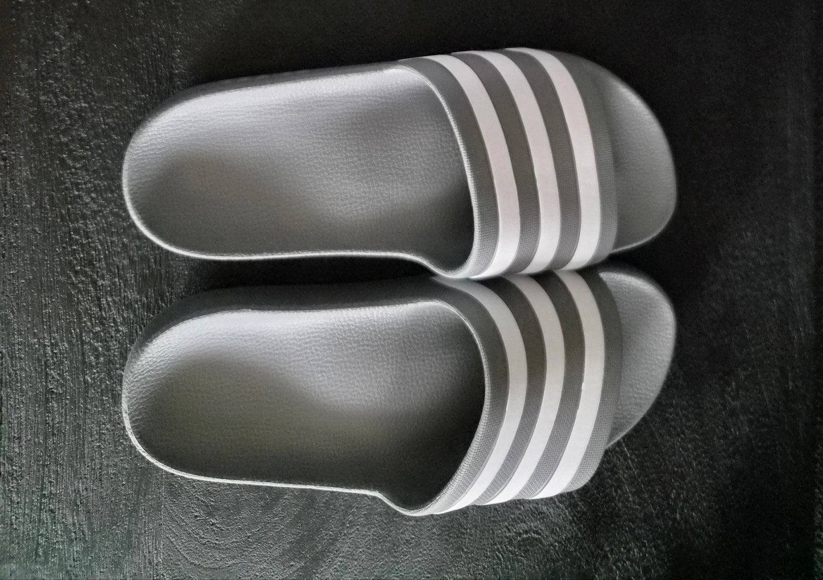 Nieuwe adidas slippers, Overige kleuren, Nieuw, Adidas, Ophalen