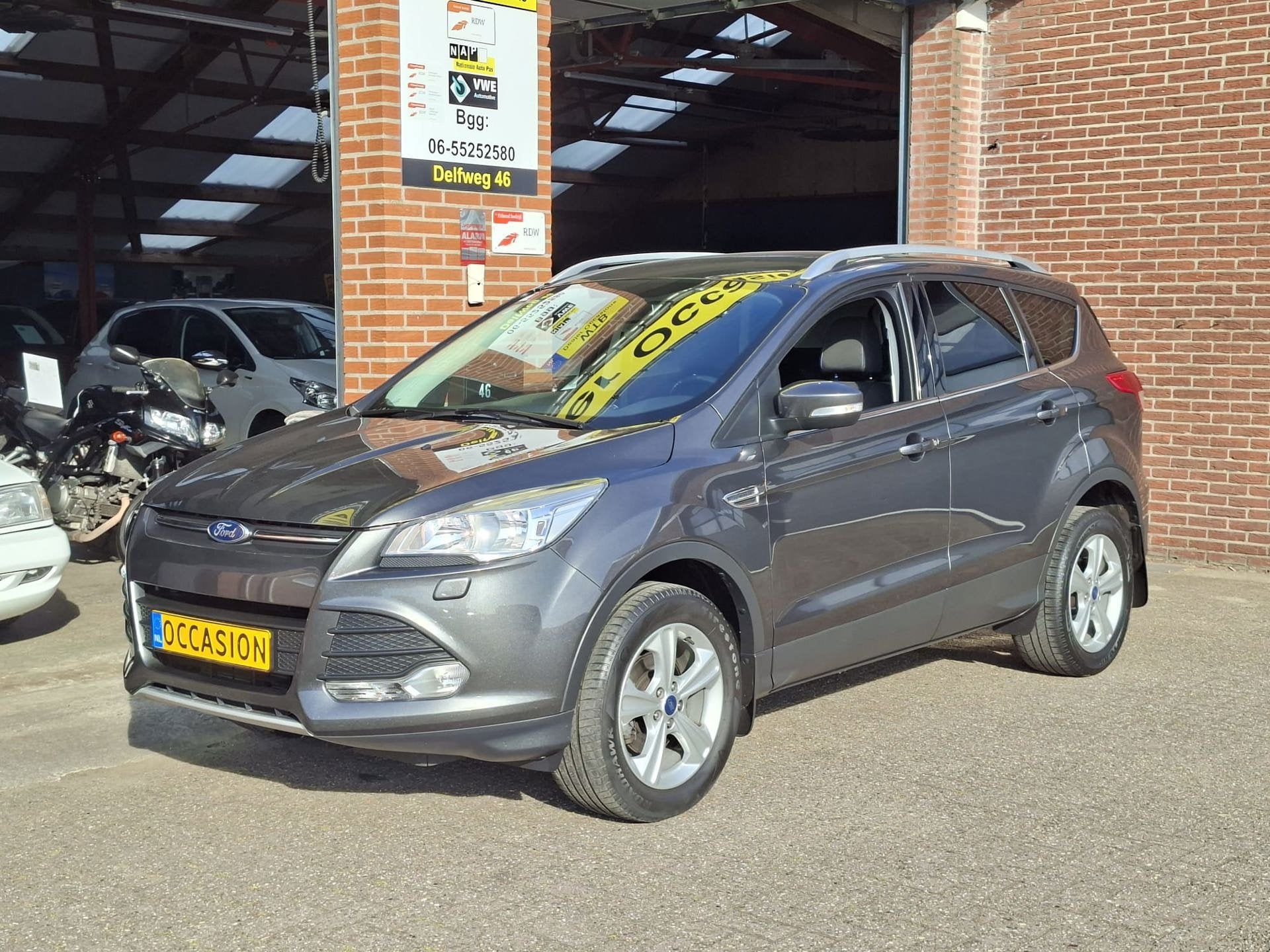 Ford Kuga 1.5 Titanium Plus, Trekhaak, Airco, Winter-pakket,, Auto's, Achterwielaandrijving, Gebruikt, Leder en Stof, Bedrijf
