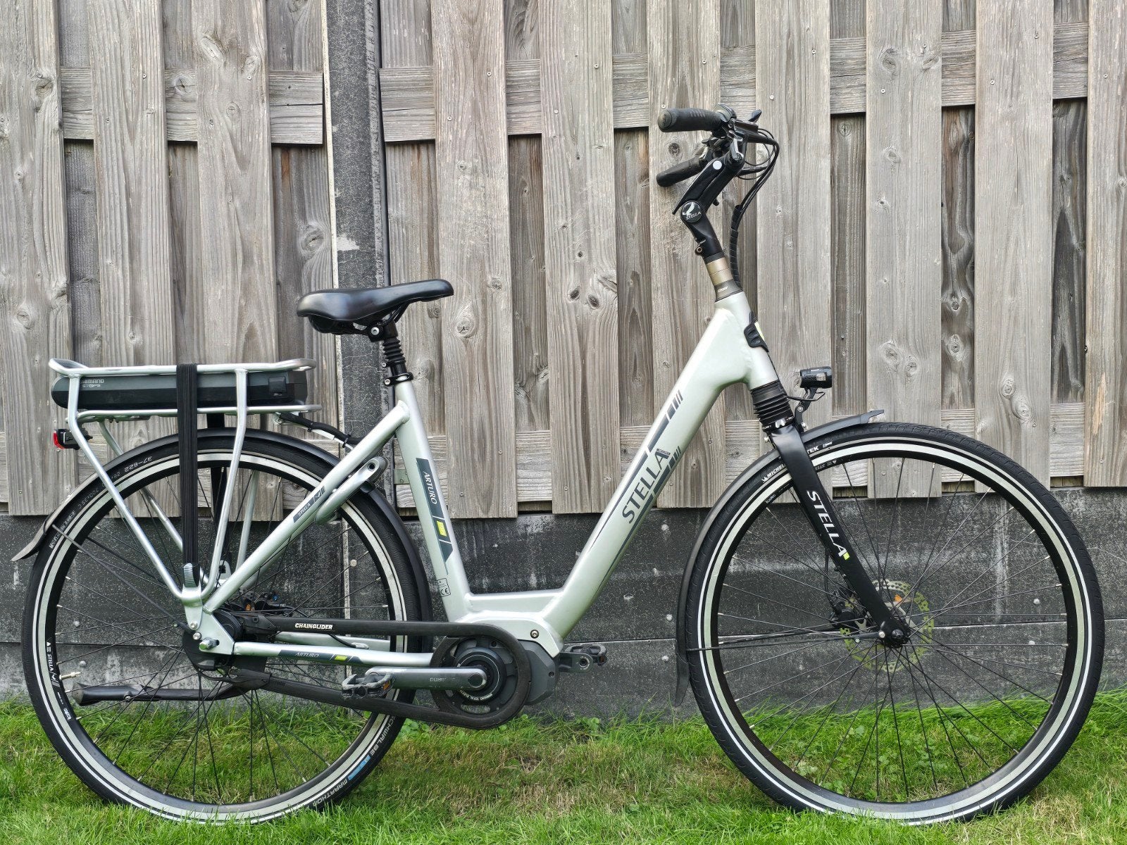 Stella Arturo 54cm Middenmotor E-Bike Elektrischefiets, Fietsen en Brommers, 53 tot 56 cm, Versnellingen, Zo goed als nieuw, Schijfrem