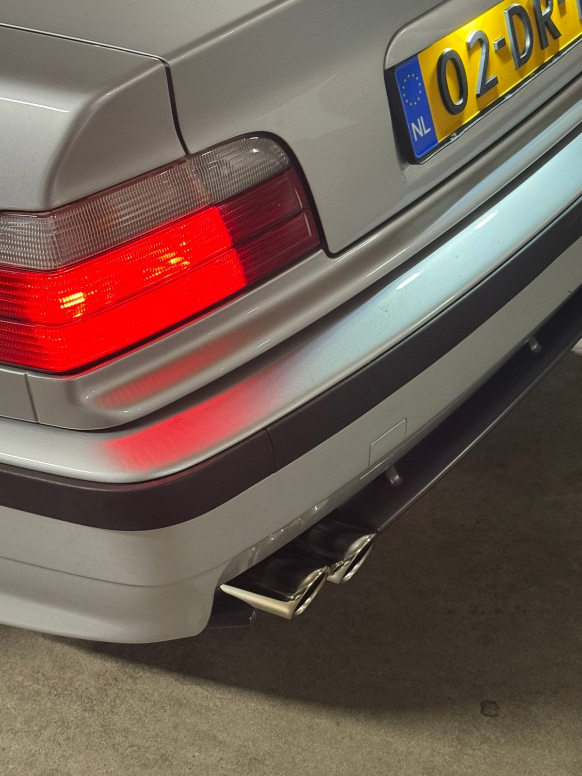Ruilen eindemper OEM BMW E36 328i uitlaat tegen sportievere!, Ophalen, Nieuw, BMW, Achterklep