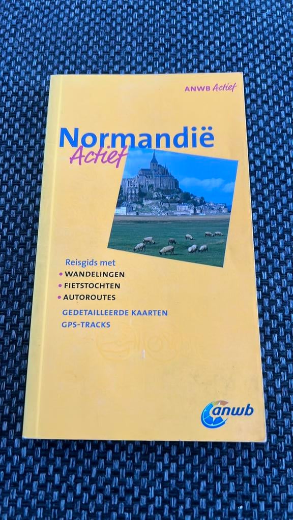 Gjelt de Graaf - Normandië, Ophalen of Verzenden, Zo goed als nieuw, Reisgids of -boek, ANWB