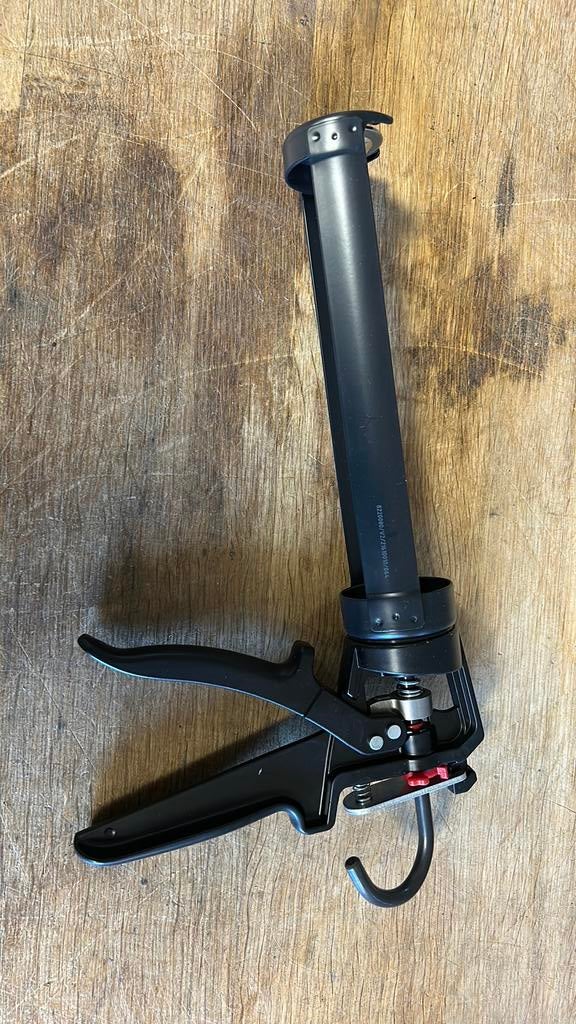 NIEUWE Kitspuit., Doe-het-zelf en Verbouw, Gereedschap | Handgereedschap, Ophalen of Verzenden, Nieuw