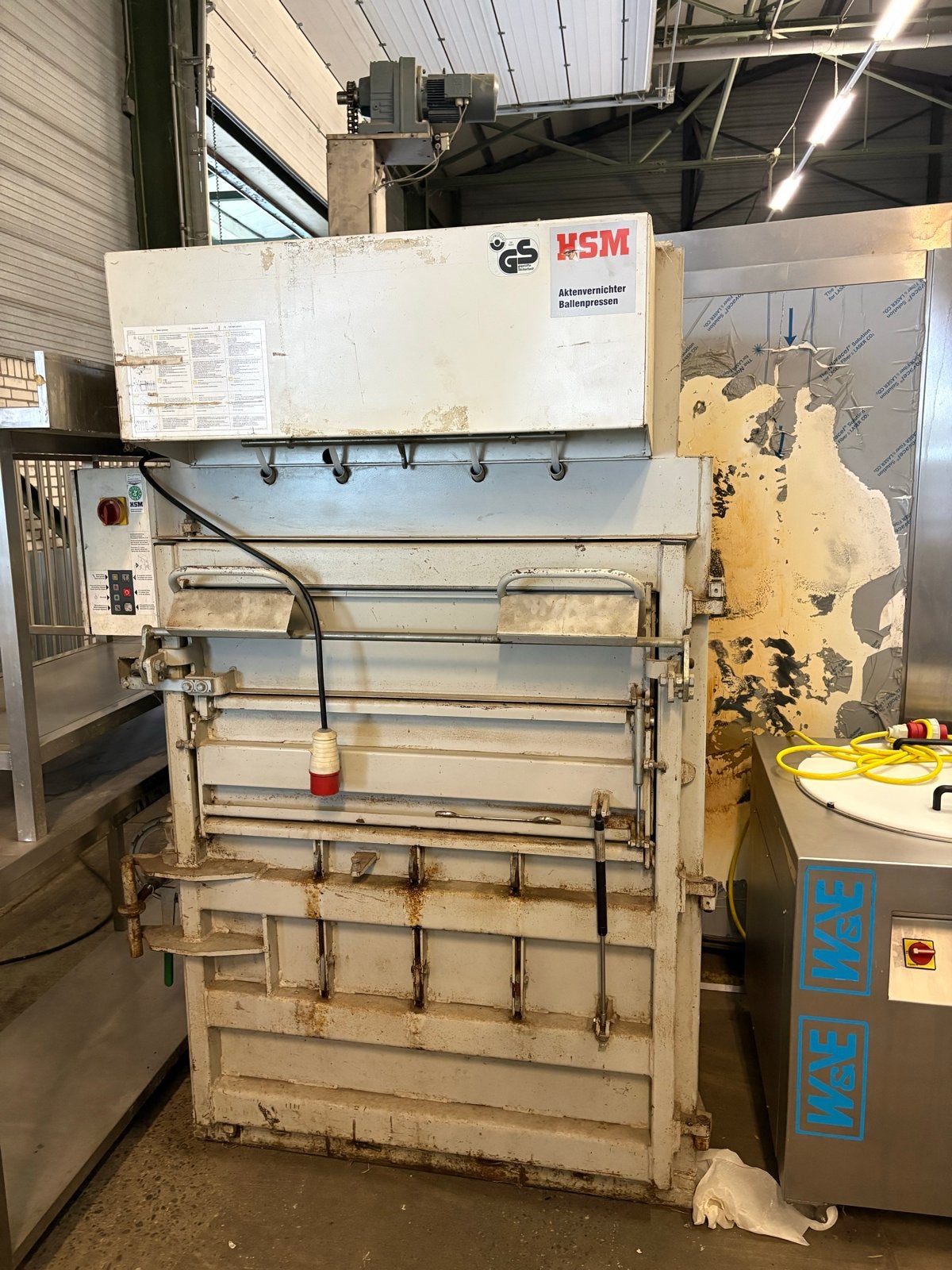 HSM Balenpers Type 220.1 VL - 21 ton persdruk, Zakelijke goederen, Ophalen