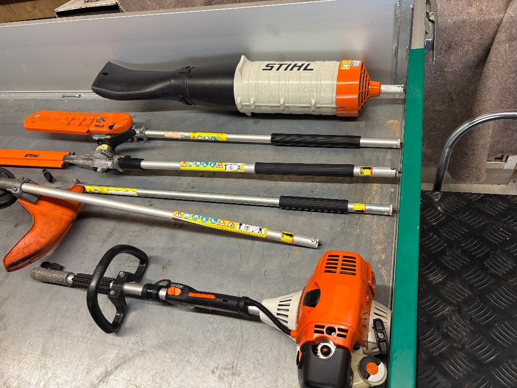 Stihl KM 130R combimachine met 5 hulpstukken.