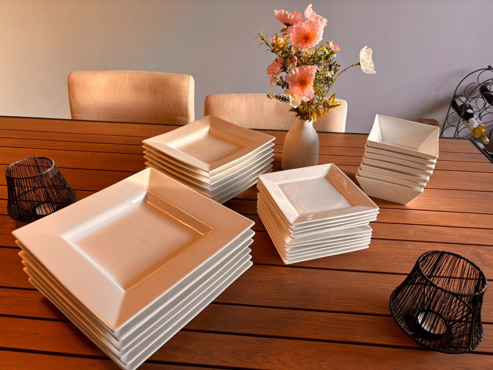 Wit vierkant servies set - Modern en compleet, Ophalen, Keramiek, Zo goed als nieuw, Modern