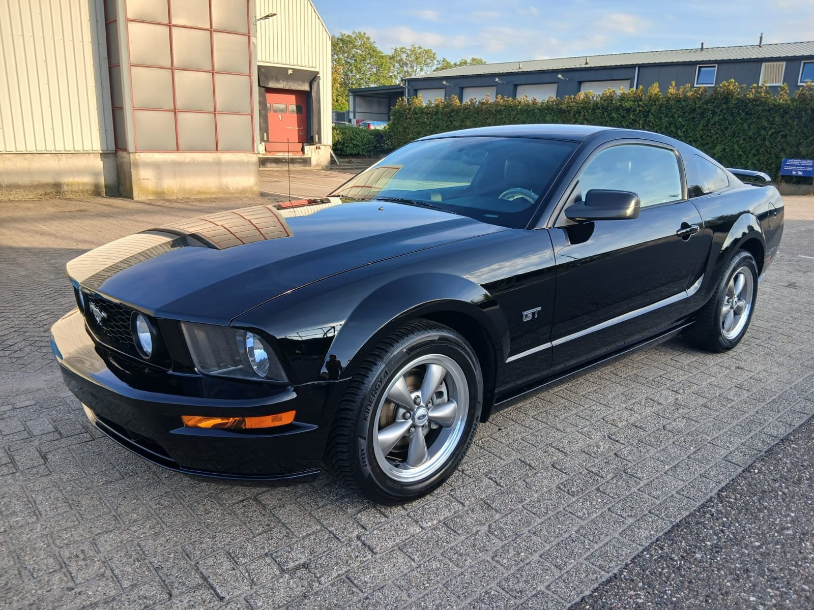 Ford mustang 2006 4.6 v8 automaat, Automaat, Achterwielaandrijving, Zwart, Leder