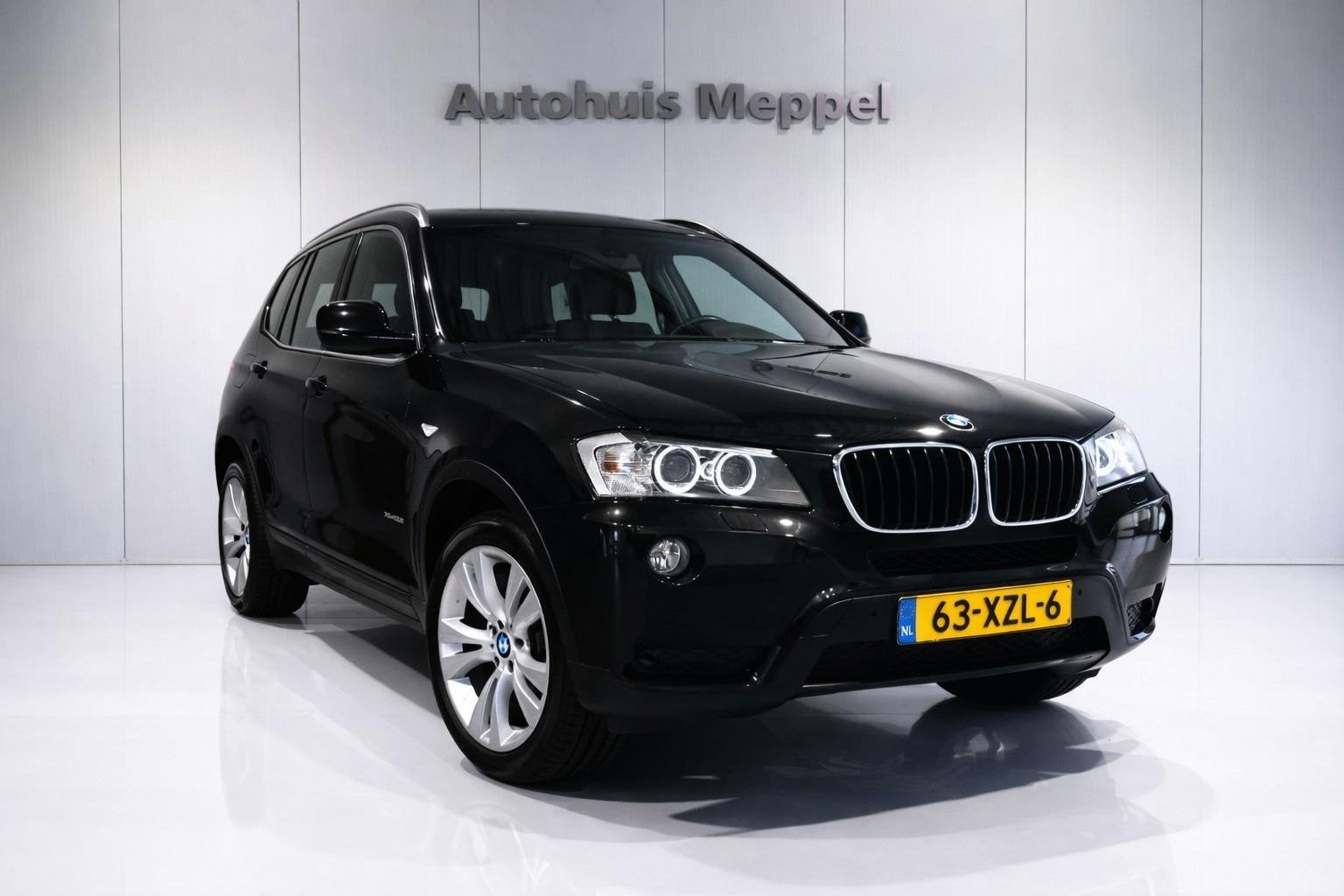 BMW X3 XDrive 20i Automaat Xenon | Navigatie | Trekhaak | Hi, Euro 5, Gebruikt, Zwart, 4 cilinders