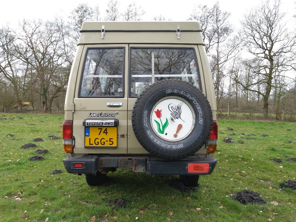 Toyota Land Cruiser BJ75 Camper – 1986 Oldtimer, foto 5