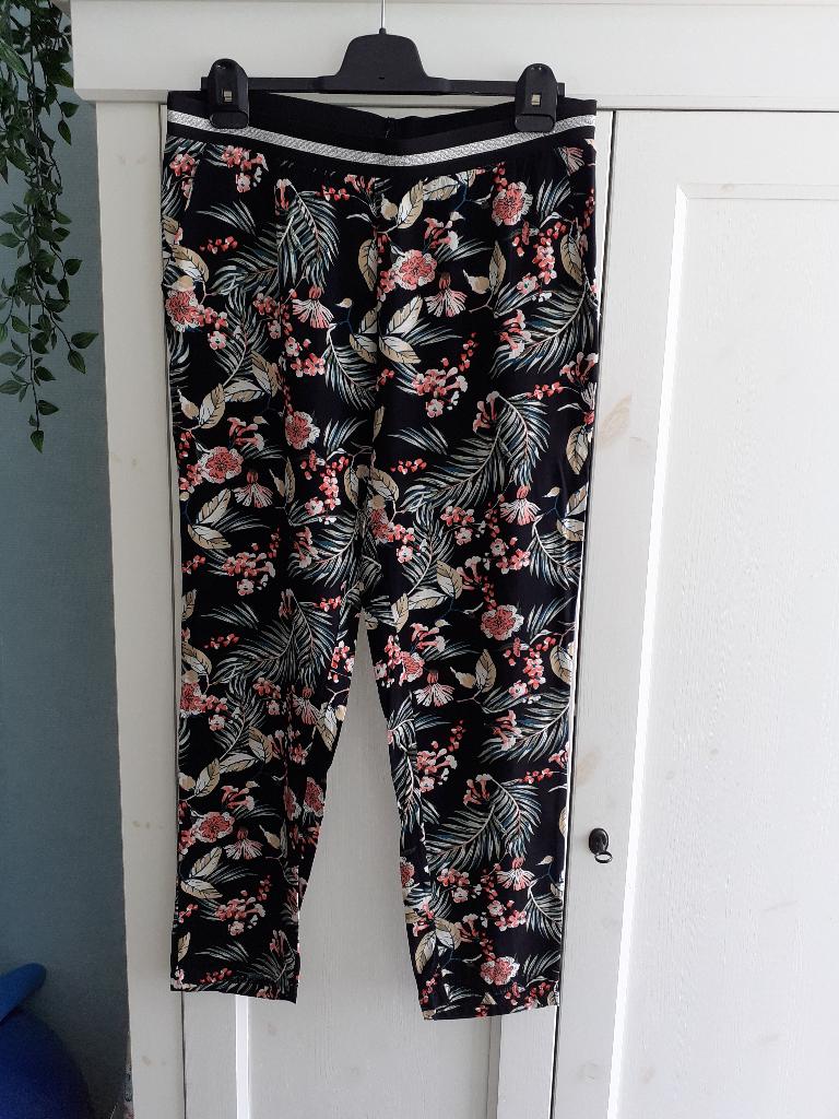 Zomerbroek, maat L / 40, Kleding | Dames, Broeken en Pantalons, Maat 38/40 (M), Overige kleuren, Ophalen of Verzenden, Lang