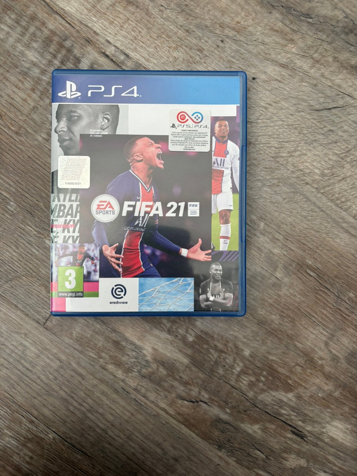 Fifa 21 ps4, Spelcomputers en Games, Ophalen, Zo goed als nieuw, Sport, 3 spelers of meer