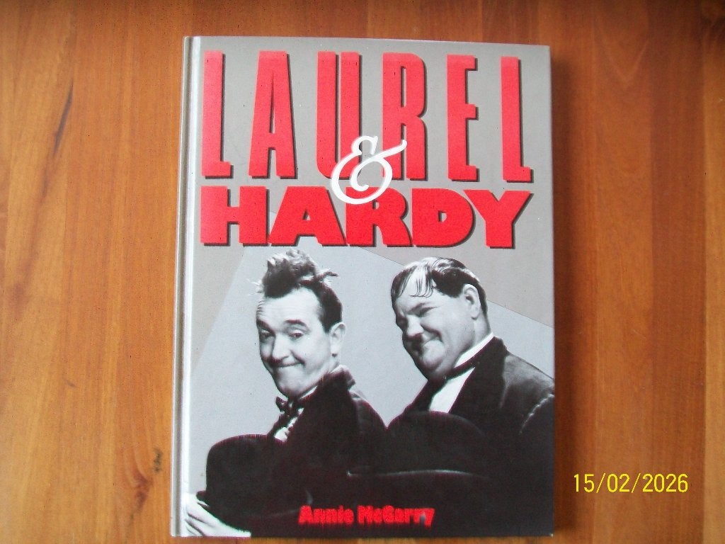 Laurel & Hardy - Annie McGarry, Verzenden, Zo goed als nieuw, Personen