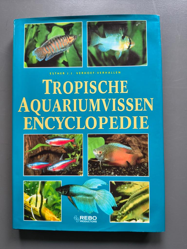 Tropische Aquariumvissen  - Esther J.J. Verhoef, Boeken, Esther J.J. Verhallen, Ophalen of Verzenden, Zo goed als nieuw, Los deel