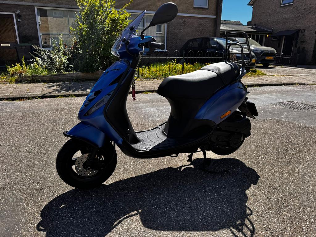 Piaggio zip, Ophalen, Piaggio, Zo goed als nieuw, Benzine