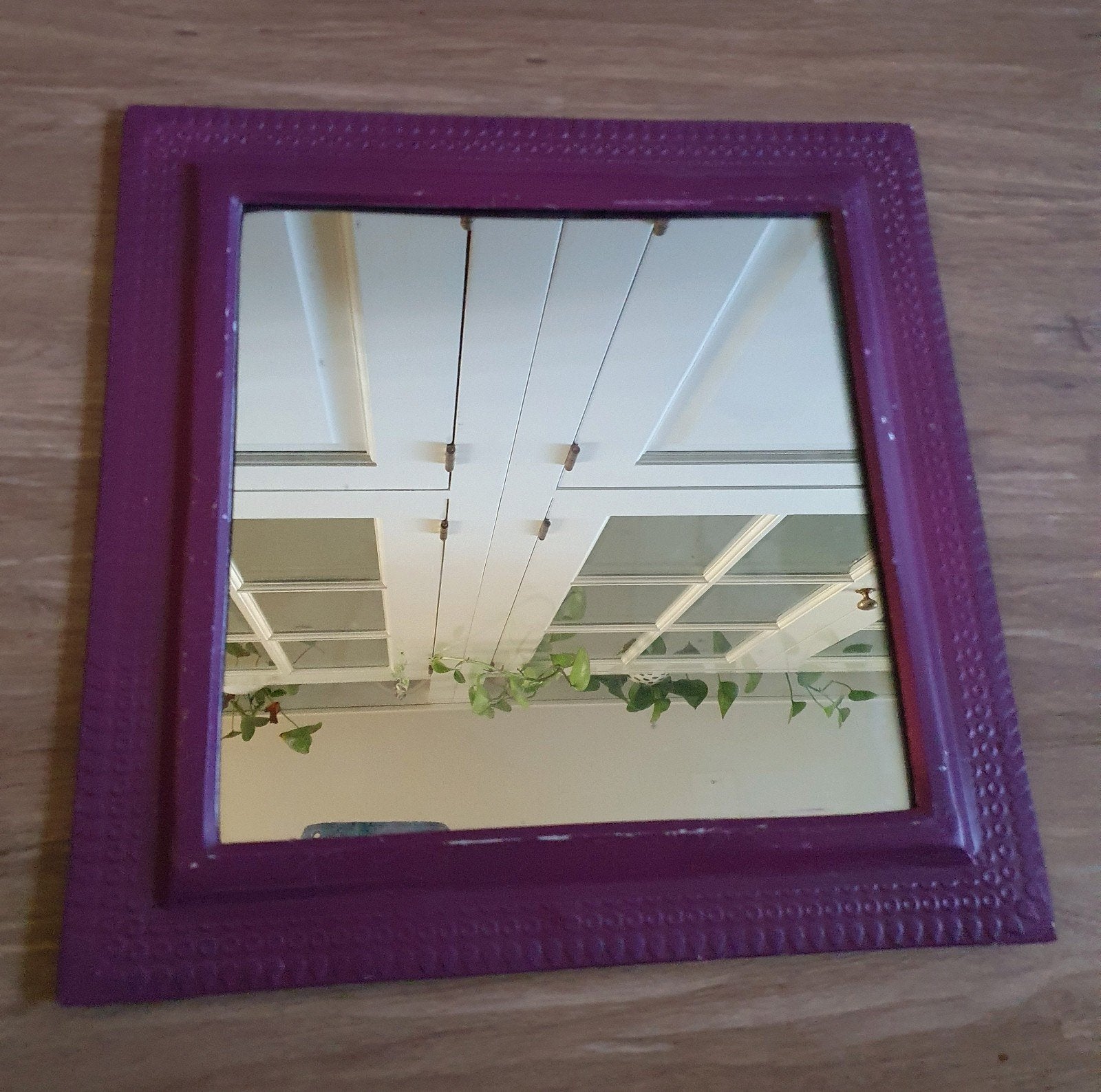 Paarse spiegel met decoratieve lijst, Minder dan 50 cm, Gebruikt, Vierkant, Ophalen of Verzenden