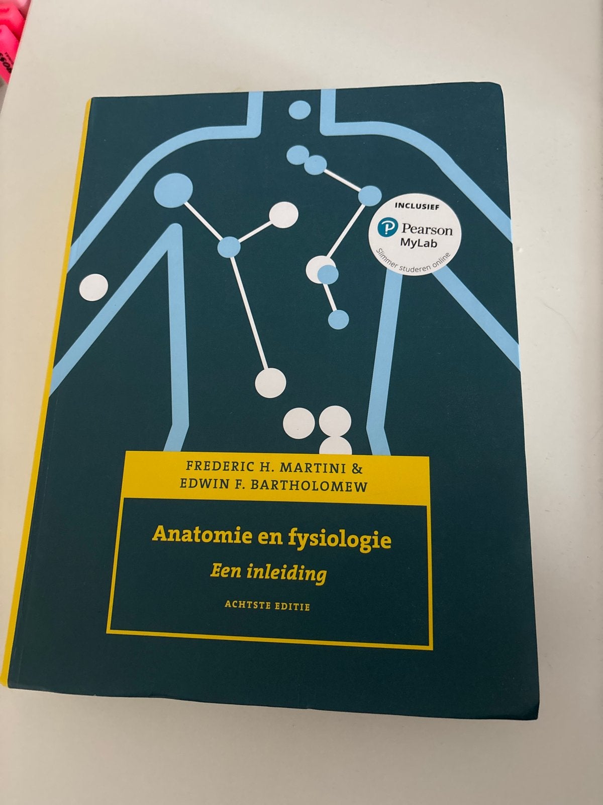 Anatomie en fysiologie: Een inleiding (8e editie), Ophalen of Verzenden, Beta, Zo goed als nieuw, HBO