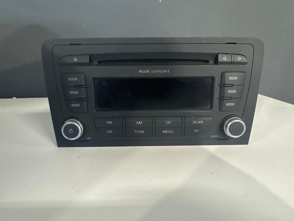 Audi A3 origineel Radio CD-speler 2007, Auto diversen, Ophalen of Verzenden, Gebruikt
