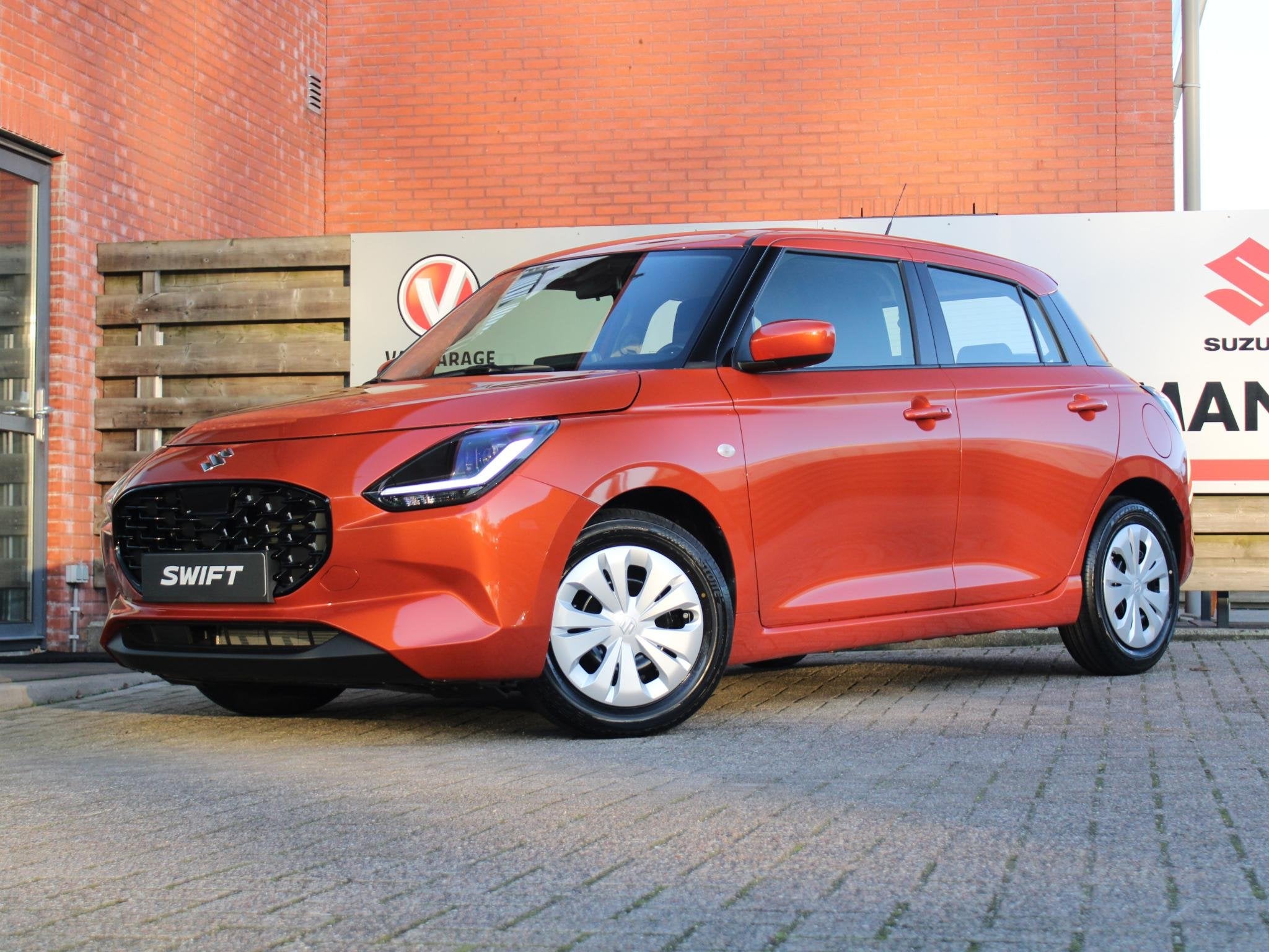 Suzuki Swift 1.2 Comfort Smart Hybrid incl. 2000 euro kortin, 12 maanden, Stof, Euro 6, 82 pk